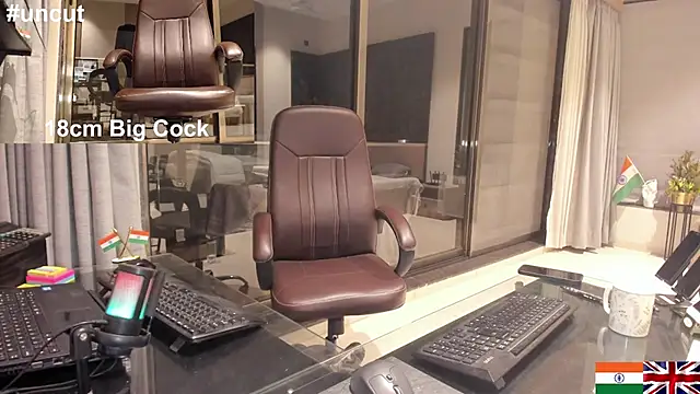 OnlineBossUK online show from February 2025 04:39:02 PM