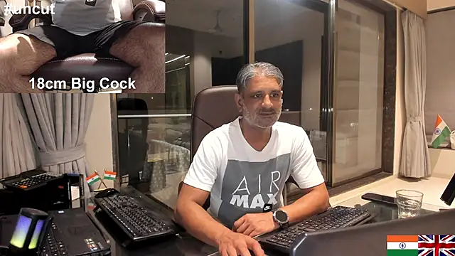 OnlineBossUK online show from February 2025 04:04:01 PM