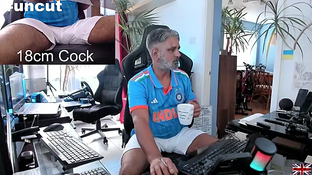 OnlineBossUK online show from March 2025 05:39:02 PM