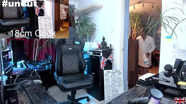 OnlineBossUK online show from March 2025 07:04:01 PM