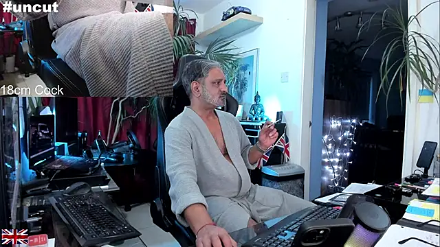 OnlineBossUK online show from September 2025 06:04:02 AM