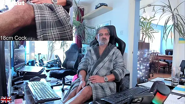 OnlineBossUK online show from September 2025 11:45:01 AM