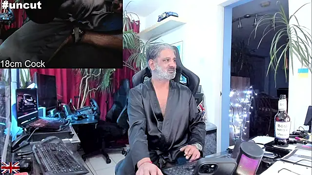 OnlineBossUK online show from October 2025 01:37:02 AM