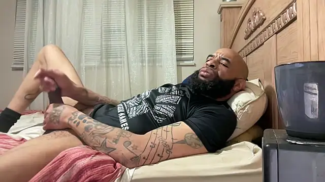 Snapshot of ANAKONDA_KIING chatting on February 2026 10:45:01 AM ANAKONDA KIING online show from February 2026 10:45:01 AM