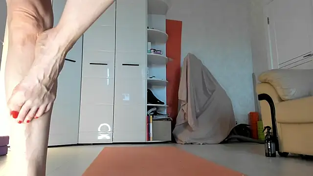 angelmommu online show from March 2025 04:27:01 AM