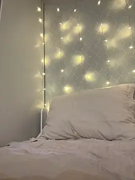 Snapshot of angelmommu chatting on February 2026 02:48:01 PM angelmommu online show from February 2026 02:48:01 PM