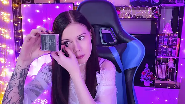 Snapshot of jasminevine chatting on December 2024 05:00:01 PM jasminevine online show from December 2024 05:00:01 PM