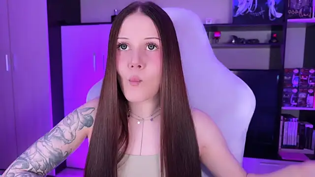 Snapshot of jasminevine chatting on October 2025 09:01:01 PM jasminevine online show from October 2025 09:01:01 PM