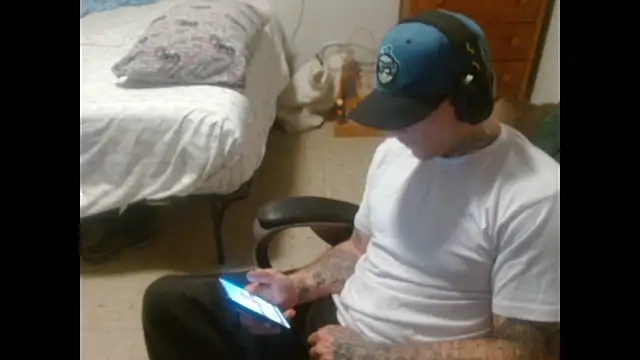 DADDY KANE8--- online show from August 2026 07:54:02 AM