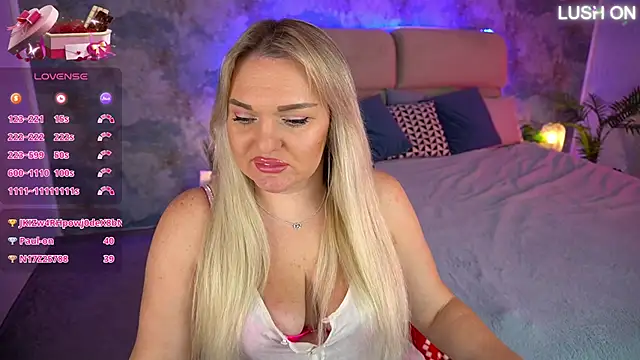 Snapshot of MissyMartinez chatting on December 2024 01:32:02 PM MissyMartinez online show from December 2024 01:32:02 PM