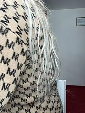 Snapshot of MissyMartinez chatting on December 2024 05:59:02 AM MissyMartinez online show from December 2024 05:59:02 AM