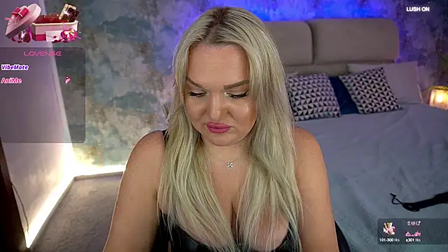 Snapshot of MissyMartinez chatting on February 2025 08:30:02 AM MissyMartinez online show from February 2025 08:30:02 AM