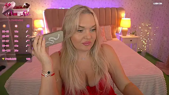 Snapshot of MissyMartinez chatting on March 2025 10:39:02 AM MissyMartinez online show from March 2025 10:39:02 AM