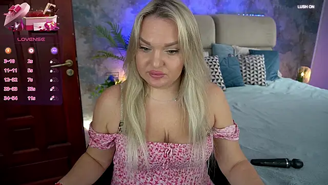 Snapshot of MissyMartinez chatting on March 2025 08:10:02 AM MissyMartinez online show from March 2025 08:10:02 AM