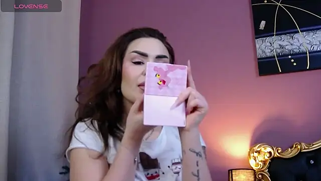 HessaHessy online show from December 2024 12:15:01 PM