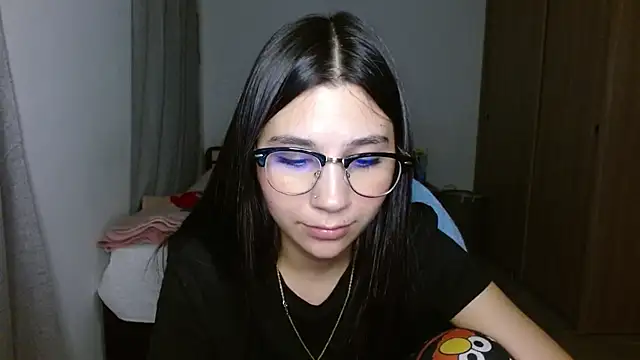 mia  lopez  online show from October 2025 03:36:02 AM