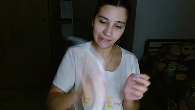 mia  lopez  online show from May 2026 04:40:01 AM