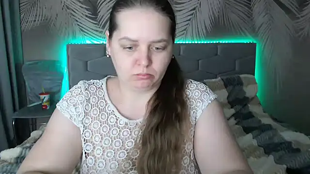 uliastar online show from January 2025 09:35:02 AM