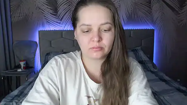 uliastar online show from March 2025 05:20:02 AM