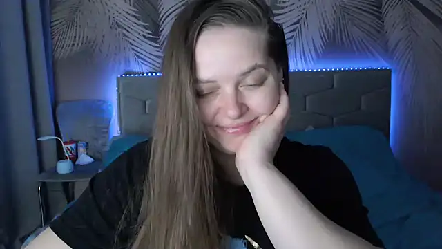 uliastar online show from March 2025 09:10:02 PM