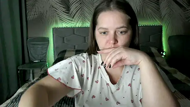 uliastar online show from October 2025 07:17:02 AM