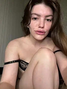 FionaLaNice online show from May 2026 09:10:02 PM