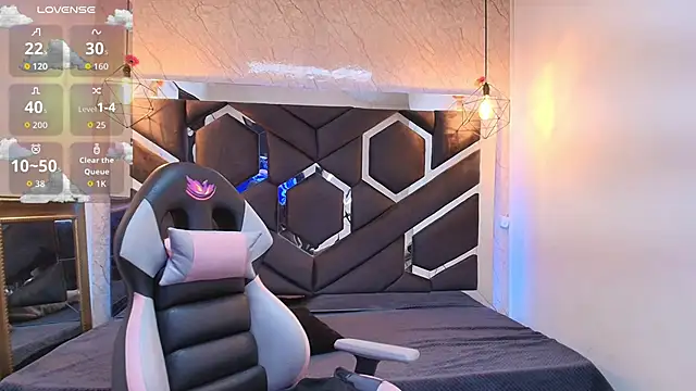 lilith nv online show from October 2025 11:44:02 AM