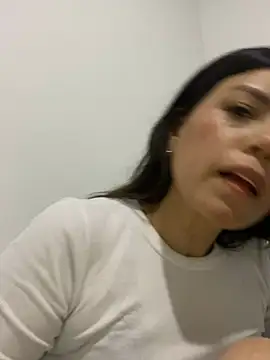 martina contreras online show from December 2024 04:10:02 AM