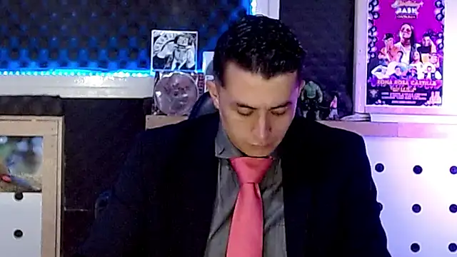 Snapshot of Darko0717 chatting on January 2025 03:34:01 PM Darko0717 online show from January 2025 03:34:01 PM