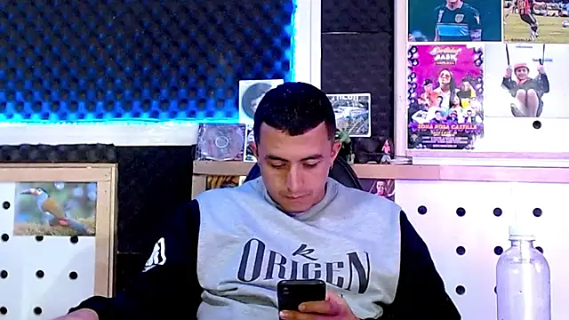 Snapshot of Darko0717 chatting on March 2025 11:12:01 PM Darko0717 online show from March 2025 11:12:01 PM