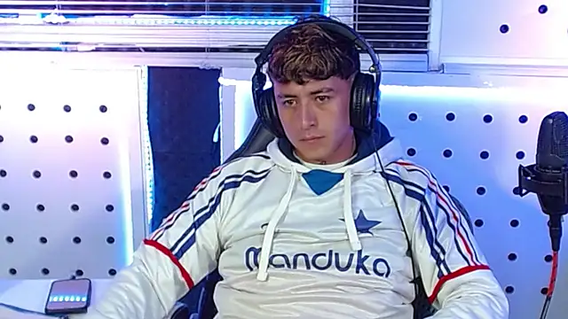 Snapshot of Darko0717 chatting on September 2025 10:34:01 PM Darko0717 online show from September 2025 10:34:01 PM