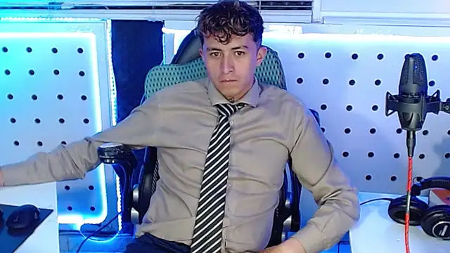 Snapshot of Darko0717 chatting on September 2025 11:42:02 PM Darko0717 online show from September 2025 11:42:02 PM