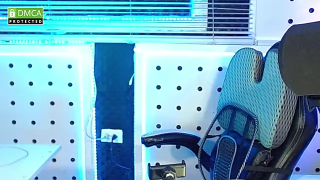 Snapshot of Darko0717 chatting on October 2025 11:43:01 AM Darko0717 online show from October 2025 11:43:01 AM