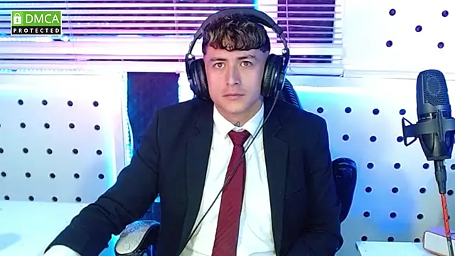 Snapshot of Darko0717 chatting on October 2025 12:28:01 PM Darko0717 online show from October 2025 12:28:01 PM