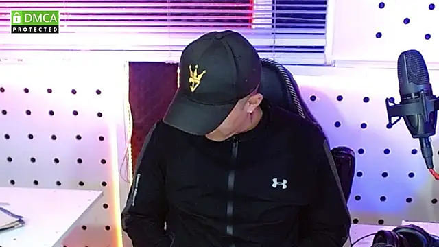 Snapshot of Darko0717 chatting on October 2025 08:53:02 PM Darko0717 online show from October 2025 08:53:02 PM