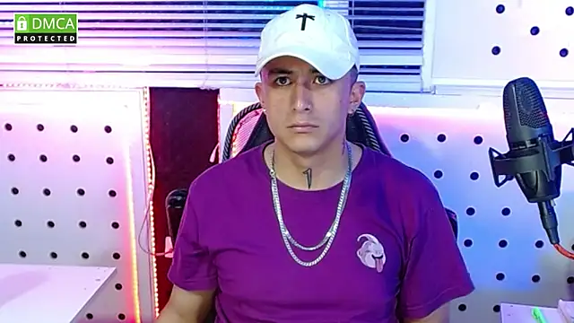 Snapshot of Darko0717 chatting on October 2025 01:39:01 AM Darko0717 online show from October 2025 01:39:01 AM