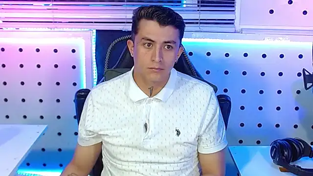 Snapshot of Darko0717 chatting on October 2025 11:41:02 PM Darko0717 online show from October 2025 11:41:02 PM