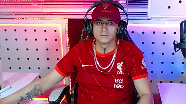 Snapshot of Darko0717 chatting on October 2025 12:02:02 AM Darko0717 online show from October 2025 12:02:02 AM