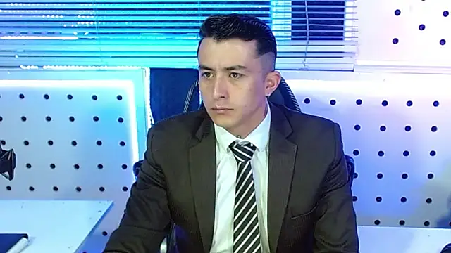 Snapshot of Darko0717 chatting on November 2025 12:05:02 PM Darko0717 online show from November 2025 12:05:02 PM