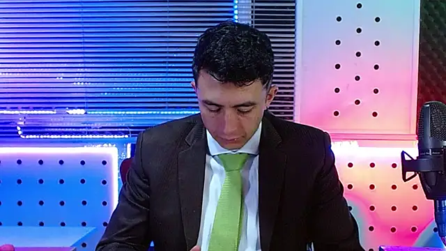 Darko0717 online show from June 2026 11:08:02 AM
