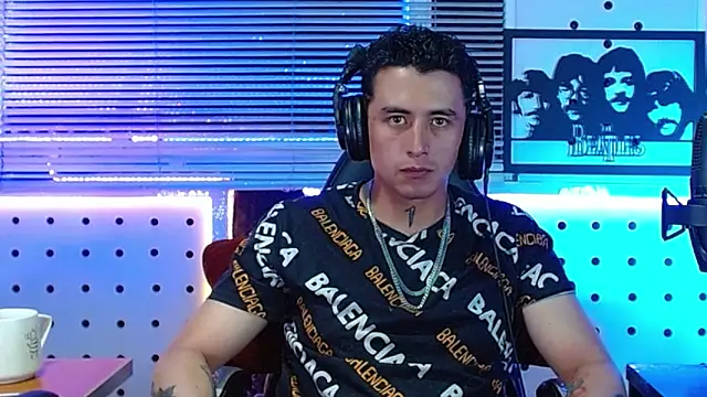 Darko0717 online show from June 2026 01:32:01 AM