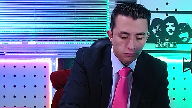 Darko0717 online show from June 2026 01:37:02 PM