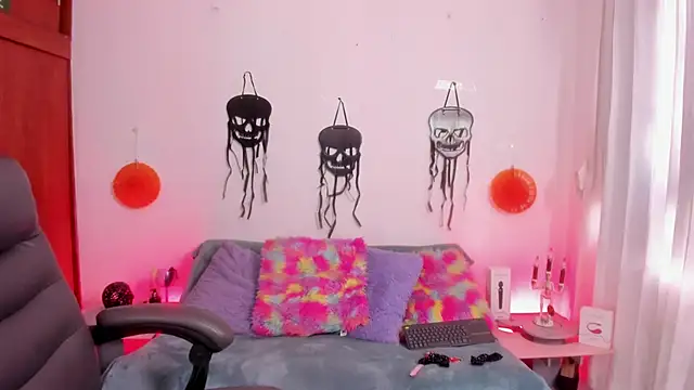 Cata green online show from October 2025 08:26:01 PM