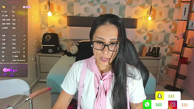 Snapshot of LIA_ROUX1 chatting on February 2025 02:51:02 AM LIA ROUX1 online show from February 2025 02:51:02 AM
