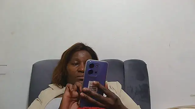 sluttylaura21 online show from June 2026 05:17:02 PM