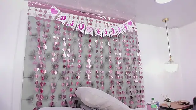 Snapshot of anette_cooper chatting on February 2026 03:24:02 AM anette cooper online show from February 2026 03:24:02 AM