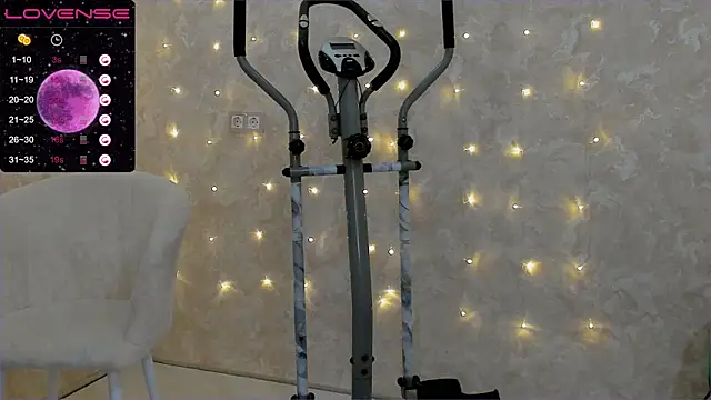 EvaSileZ online show from March 2025 04:09:02 PM