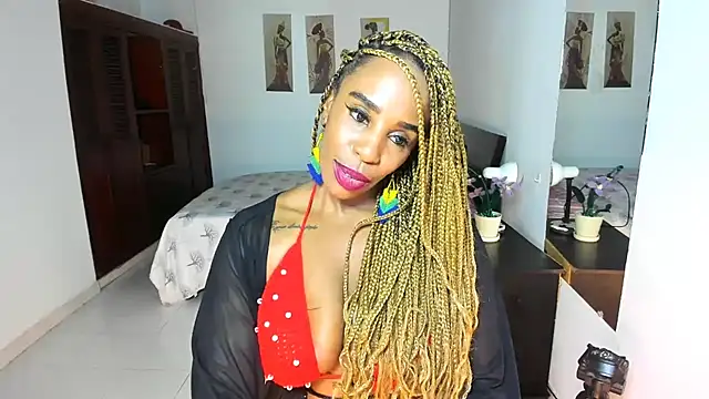 TAYLORR778 online show from February 2026 02:00:02 PM