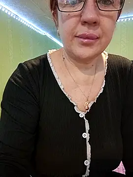 KiraXTender online show from March 2026 11:55:02 PM