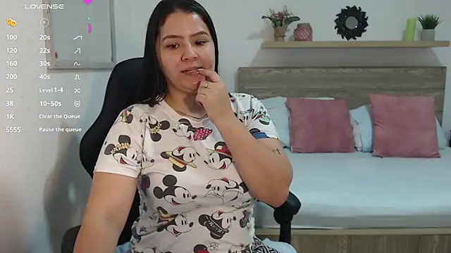 Snapshot of ibeth_diaz chatting on December 2024 11:36:02 AM ibeth diaz online show from December 2024 11:36:02 AM